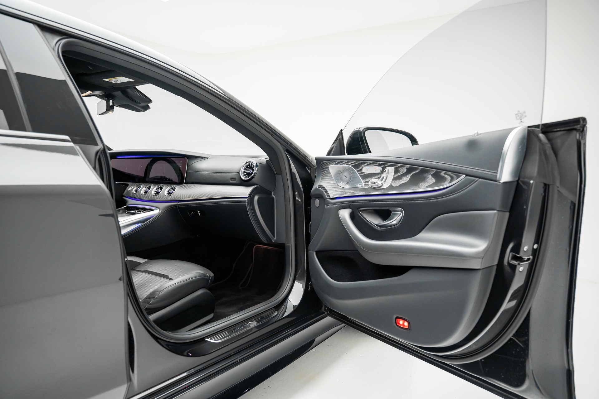 MERCEDES-BENZ AMG GT 4 63 4Matic+ Speedshift MCT-image-24