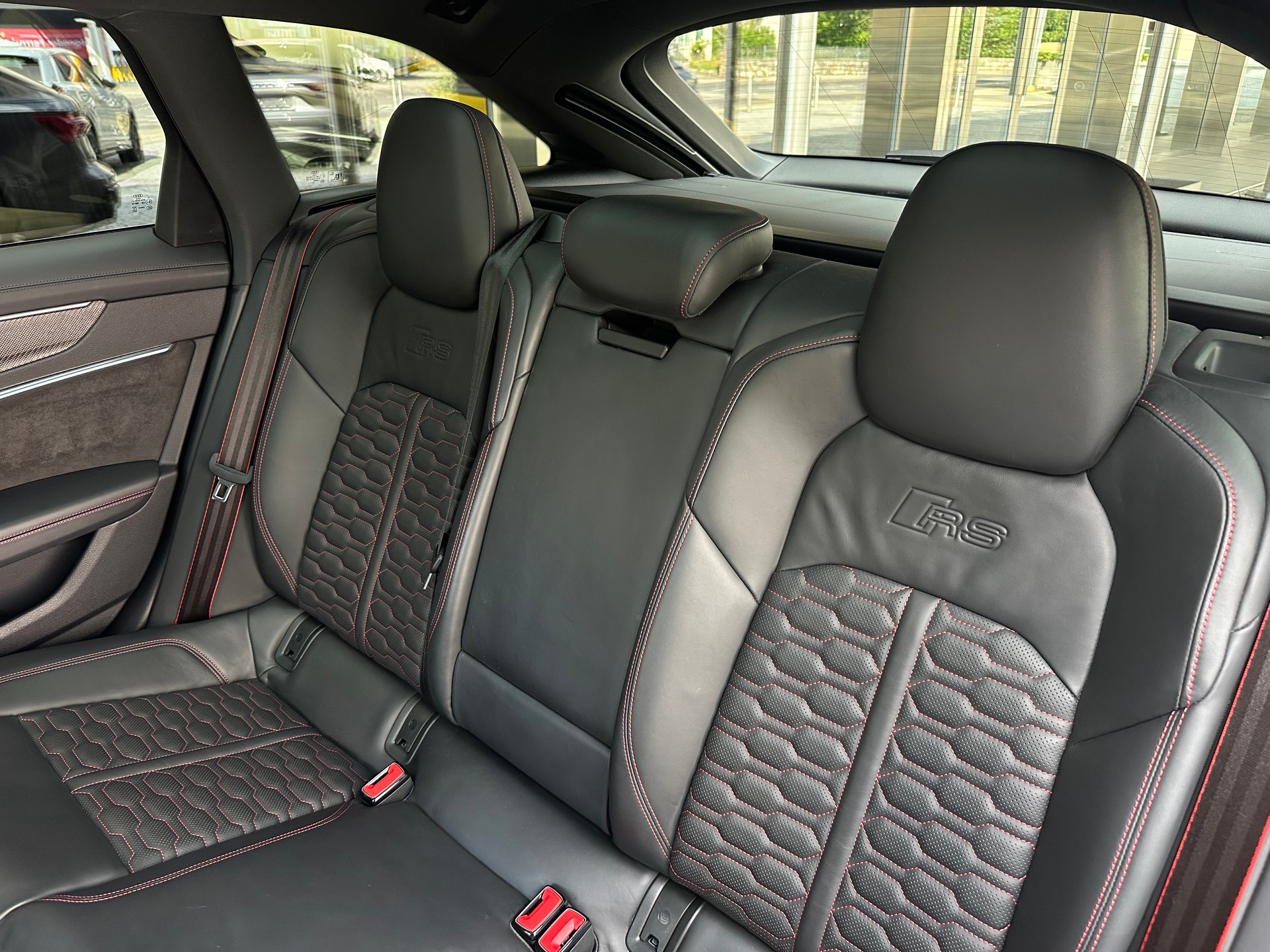 AUDI RS6 Avant 4.0 TFSI V8 qu-image-12