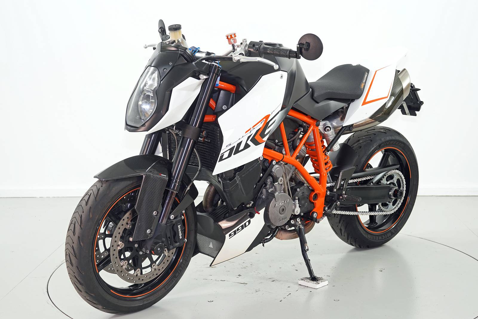 KTM 990 Super Duke R-image-2