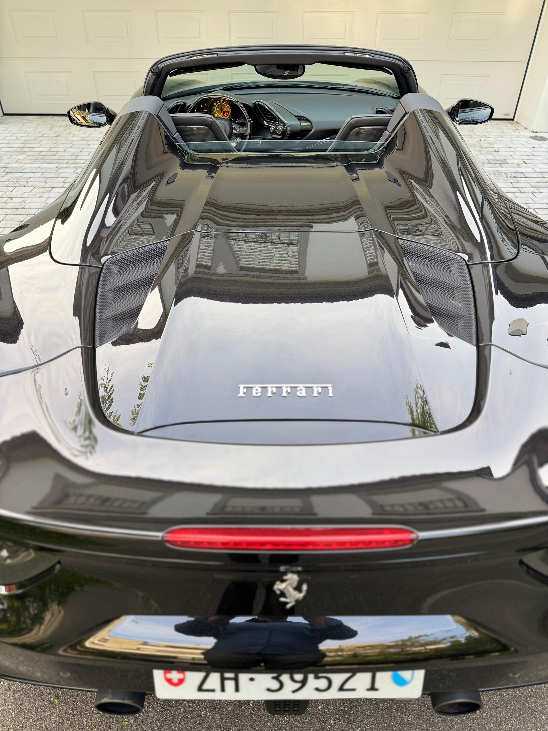FERRARI 488 Spider 3.9 V8-image-11