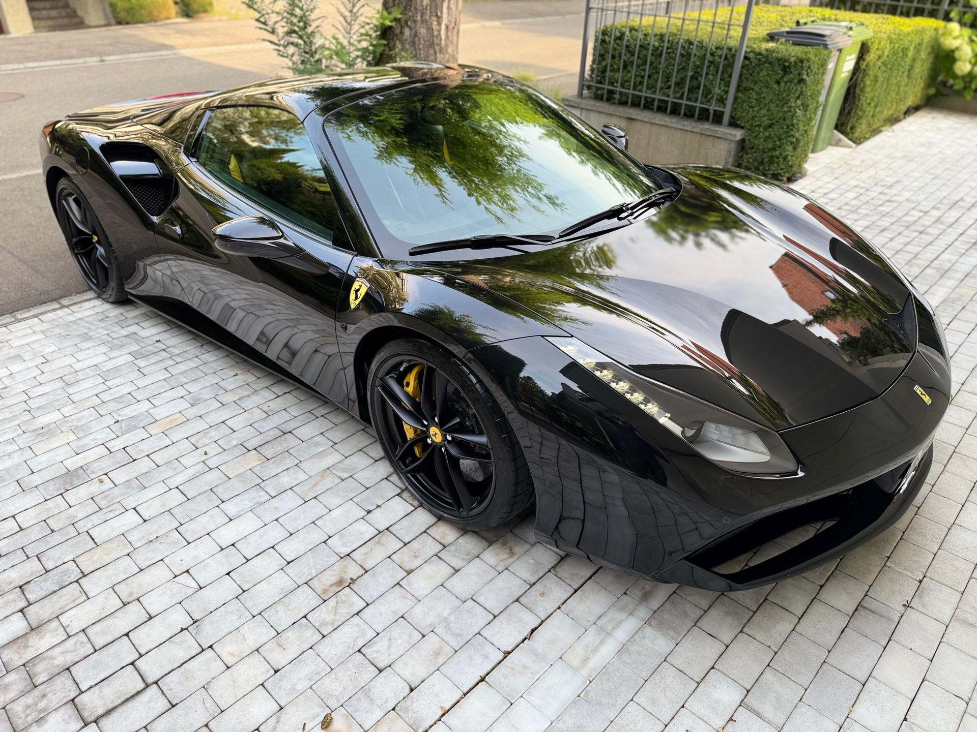 FERRARI 488 Spider 3.9 V8