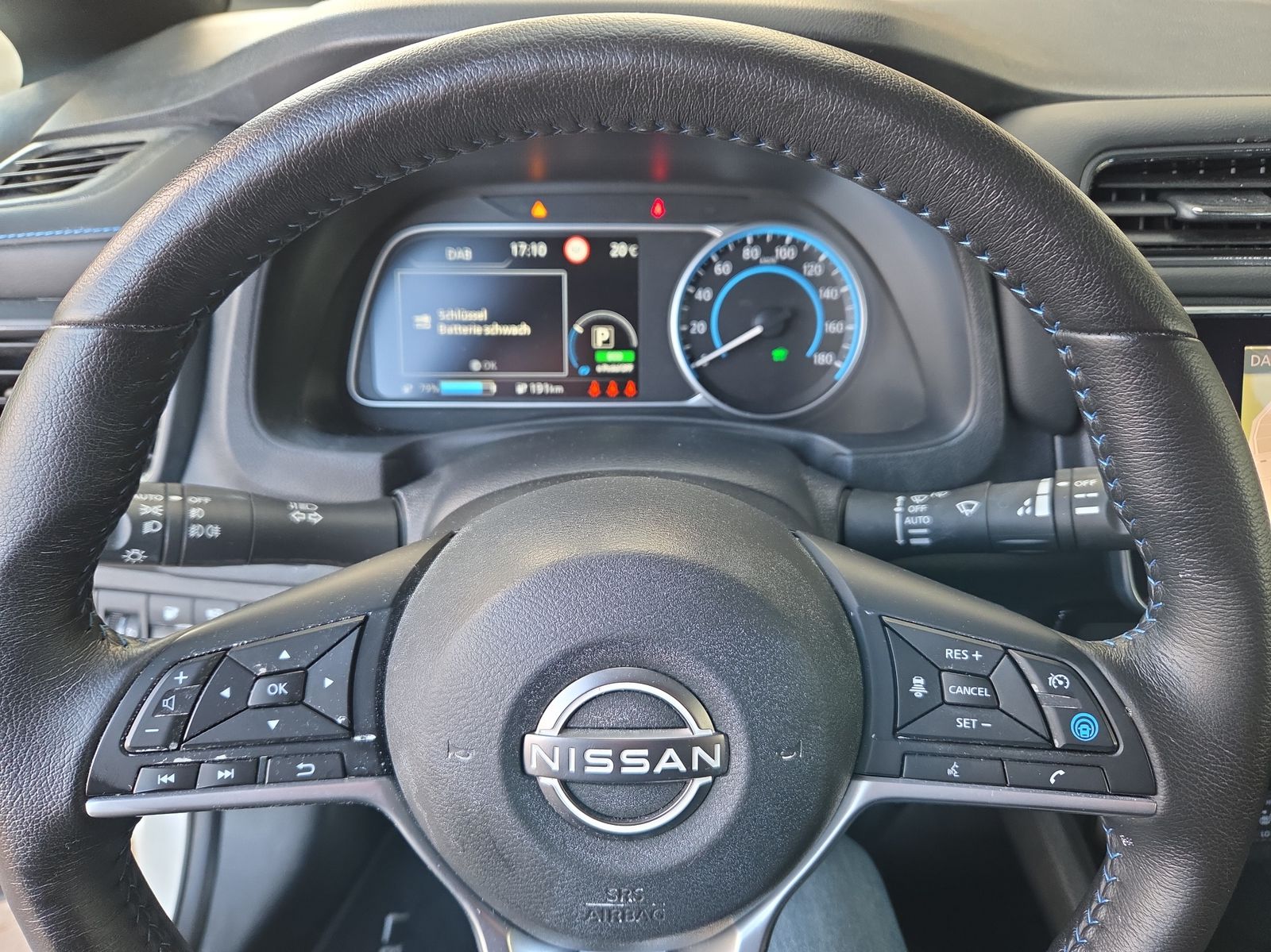 NISSAN Leaf N-Connecta (incl. battery)-image-7
