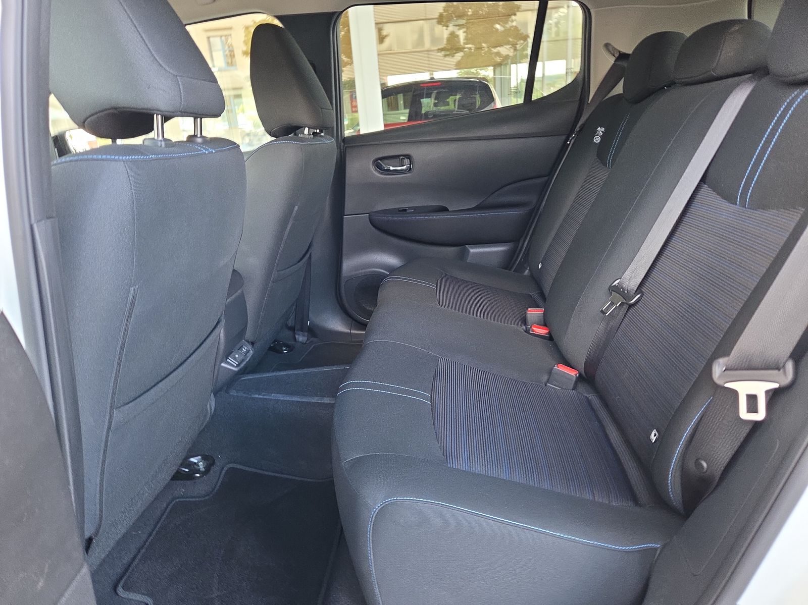 NISSAN Leaf N-Connecta (incl. battery)-image-9