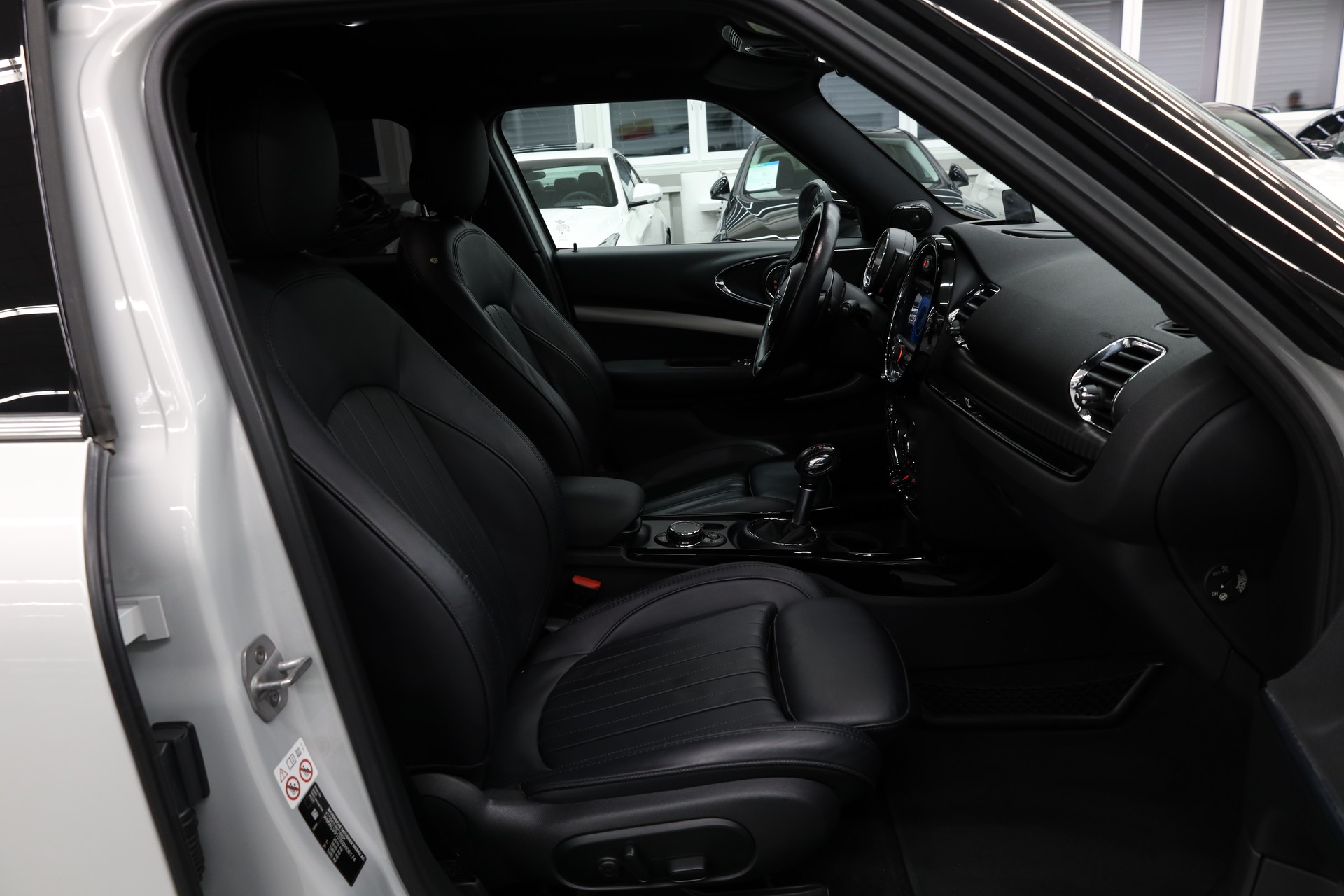 MINI Clubman F54 2.0i John Cooper Works SAG ALL4-image-15