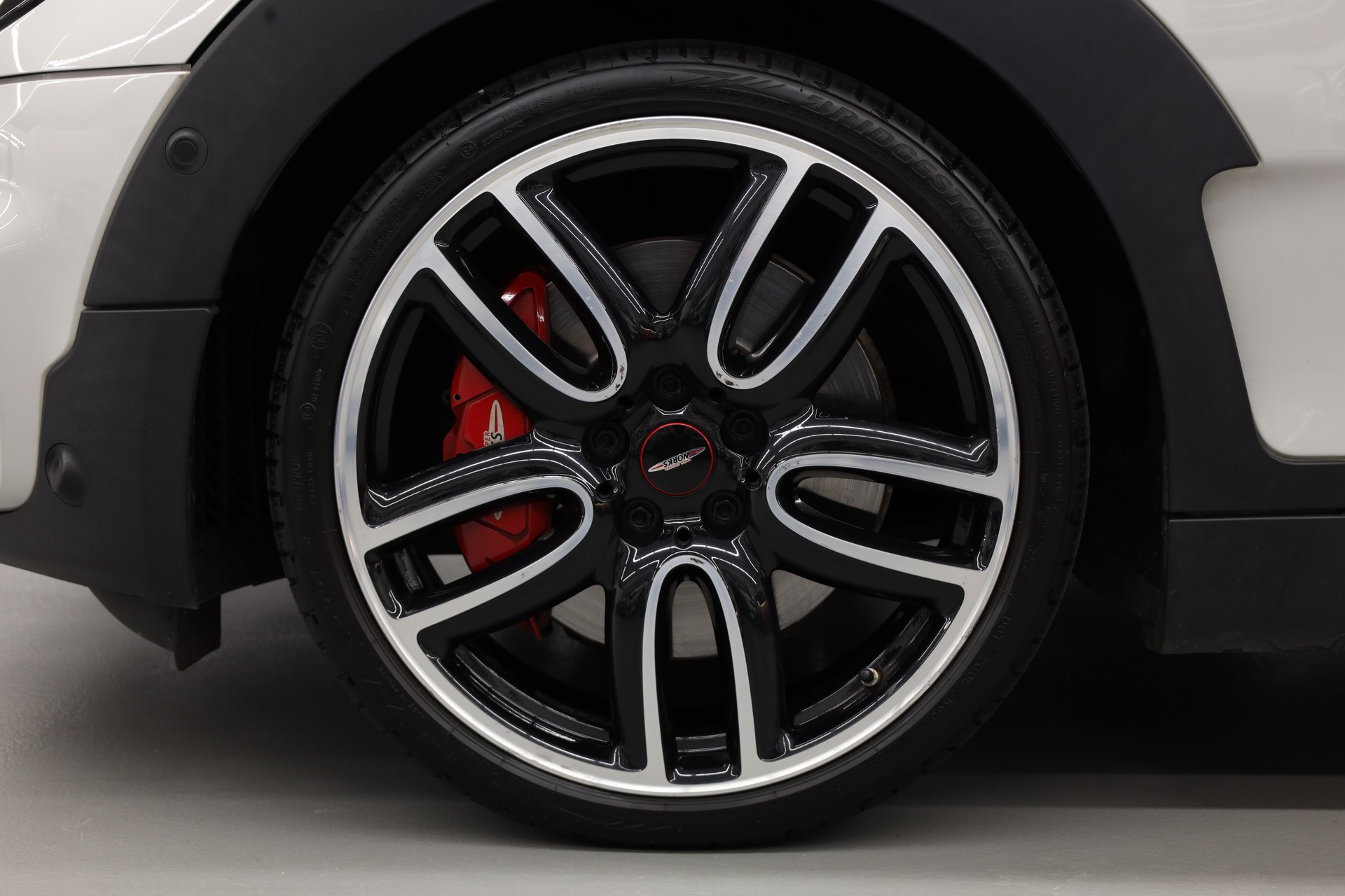 MINI Clubman F54 2.0i John Cooper Works SAG ALL4-image-12