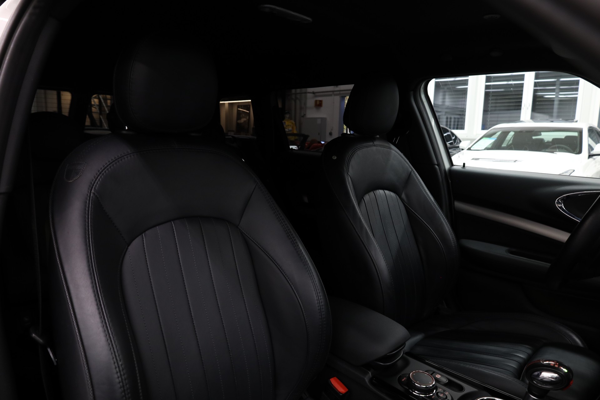 MINI Clubman F54 2.0i John Cooper Works SAG ALL4-image-23