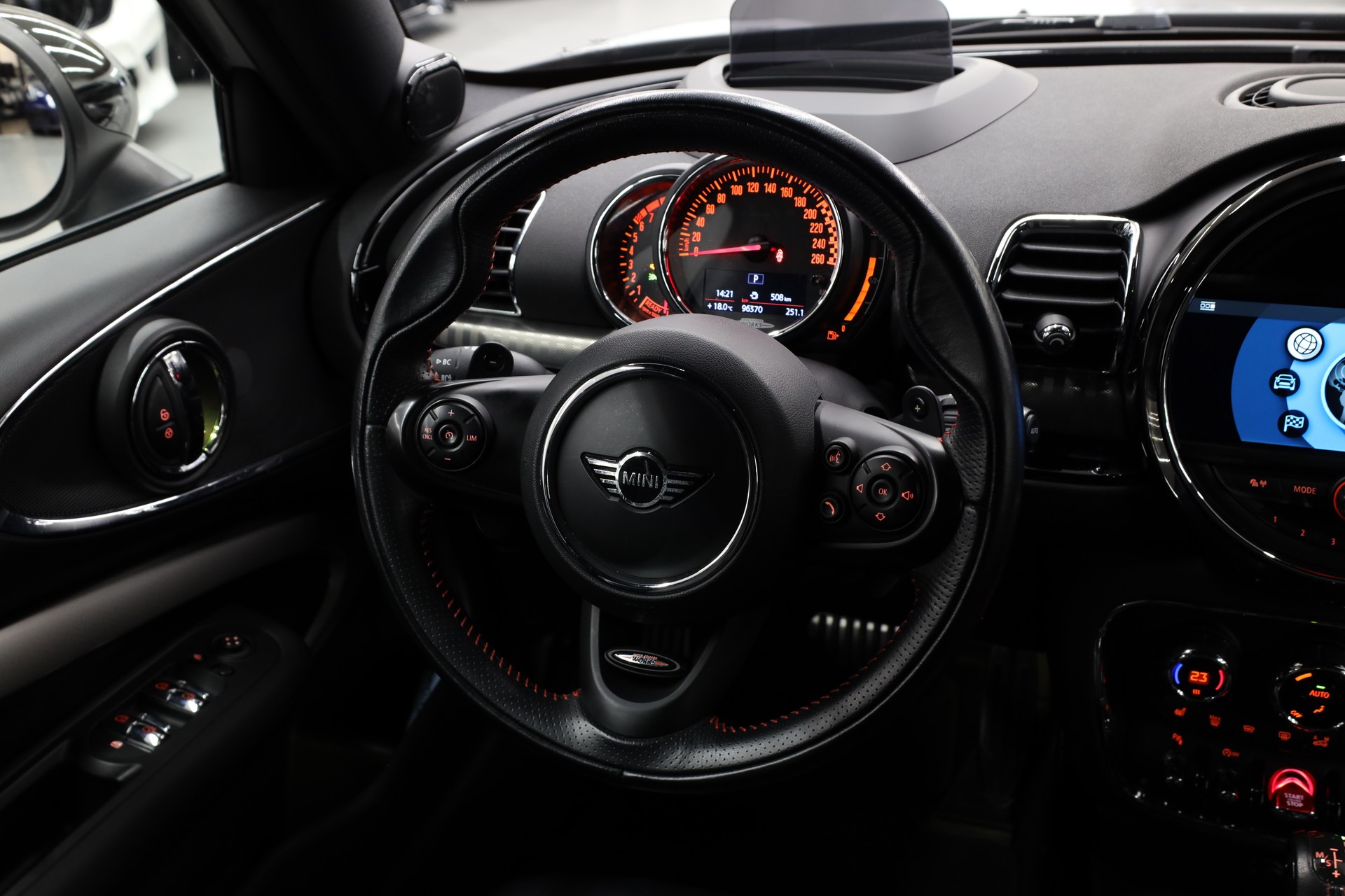 MINI Clubman F54 2.0i John Cooper Works SAG ALL4-image-16