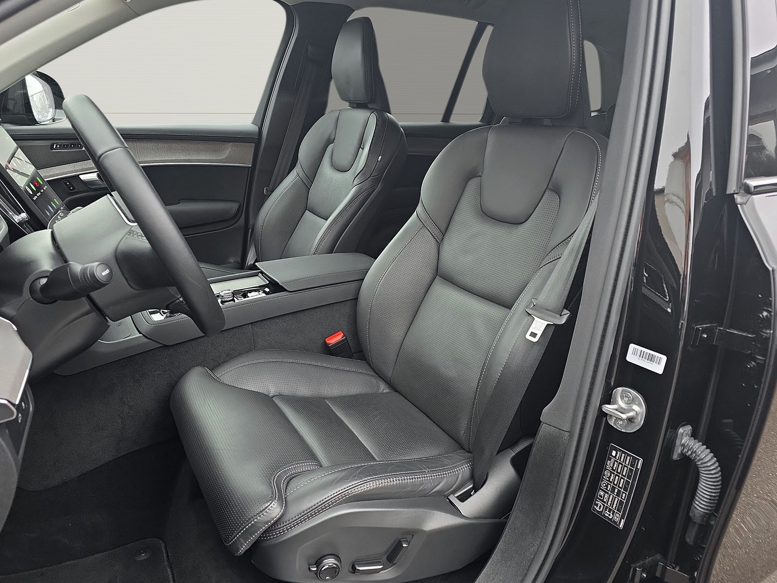 VOLVO XC90 2.0 T8 TE Plus Dark eAWD-image-7
