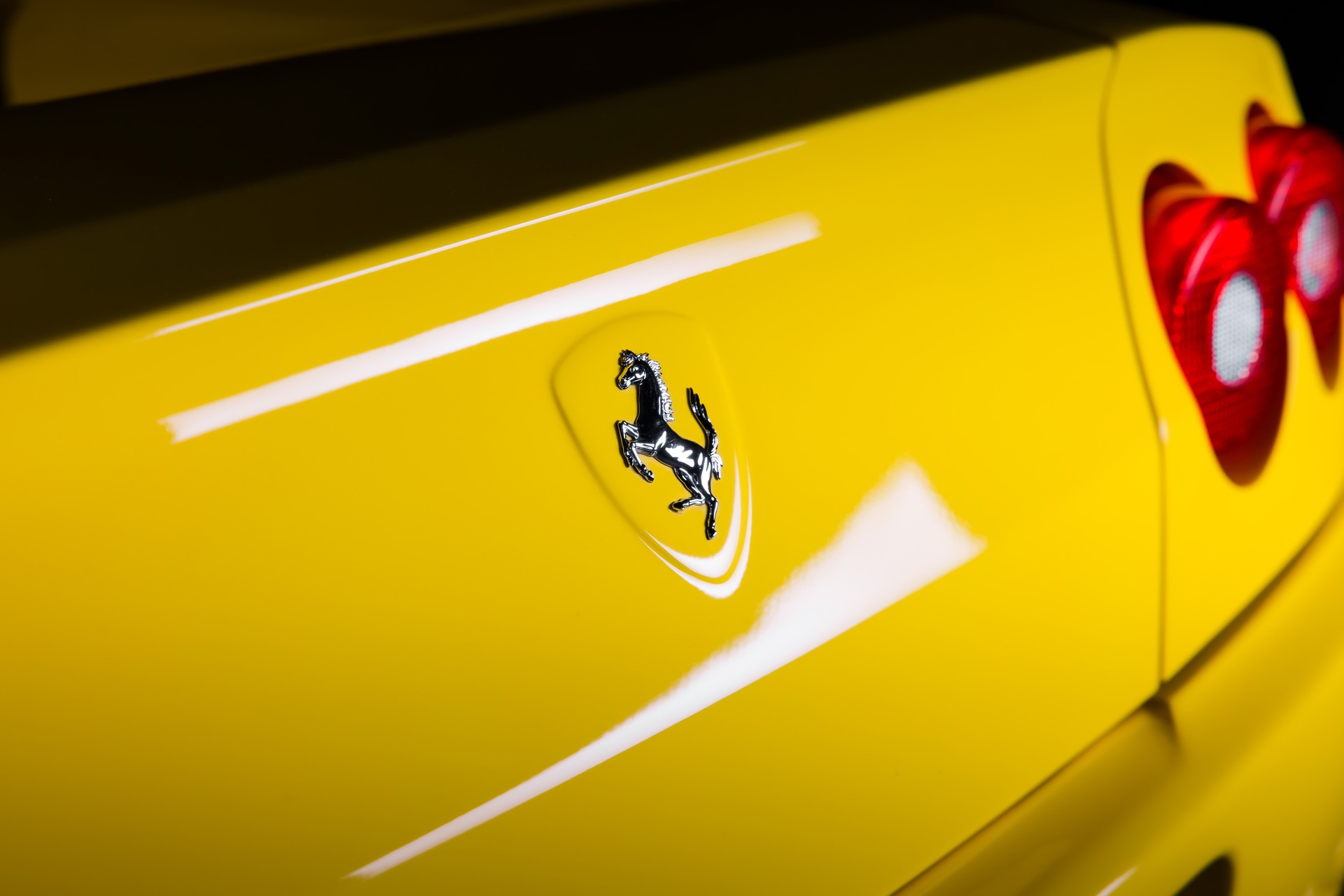 FERRARI 575 Superamerica-image-10