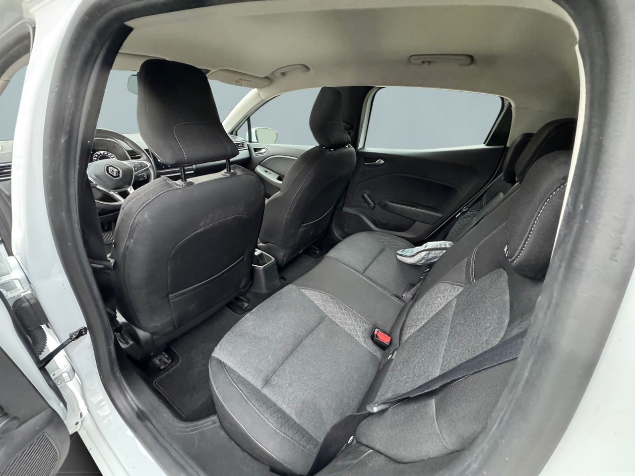 RENAULT Clio 1.0 Zen CVT-image-7
