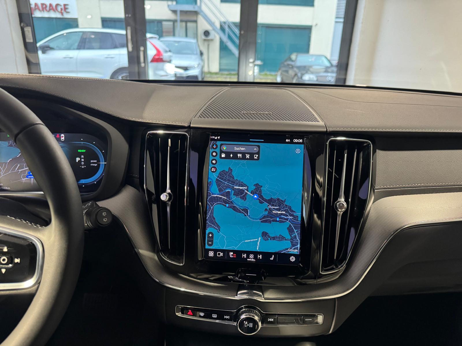 VOLVO XC60 T6 eAWD Ultimate Dark-image-8