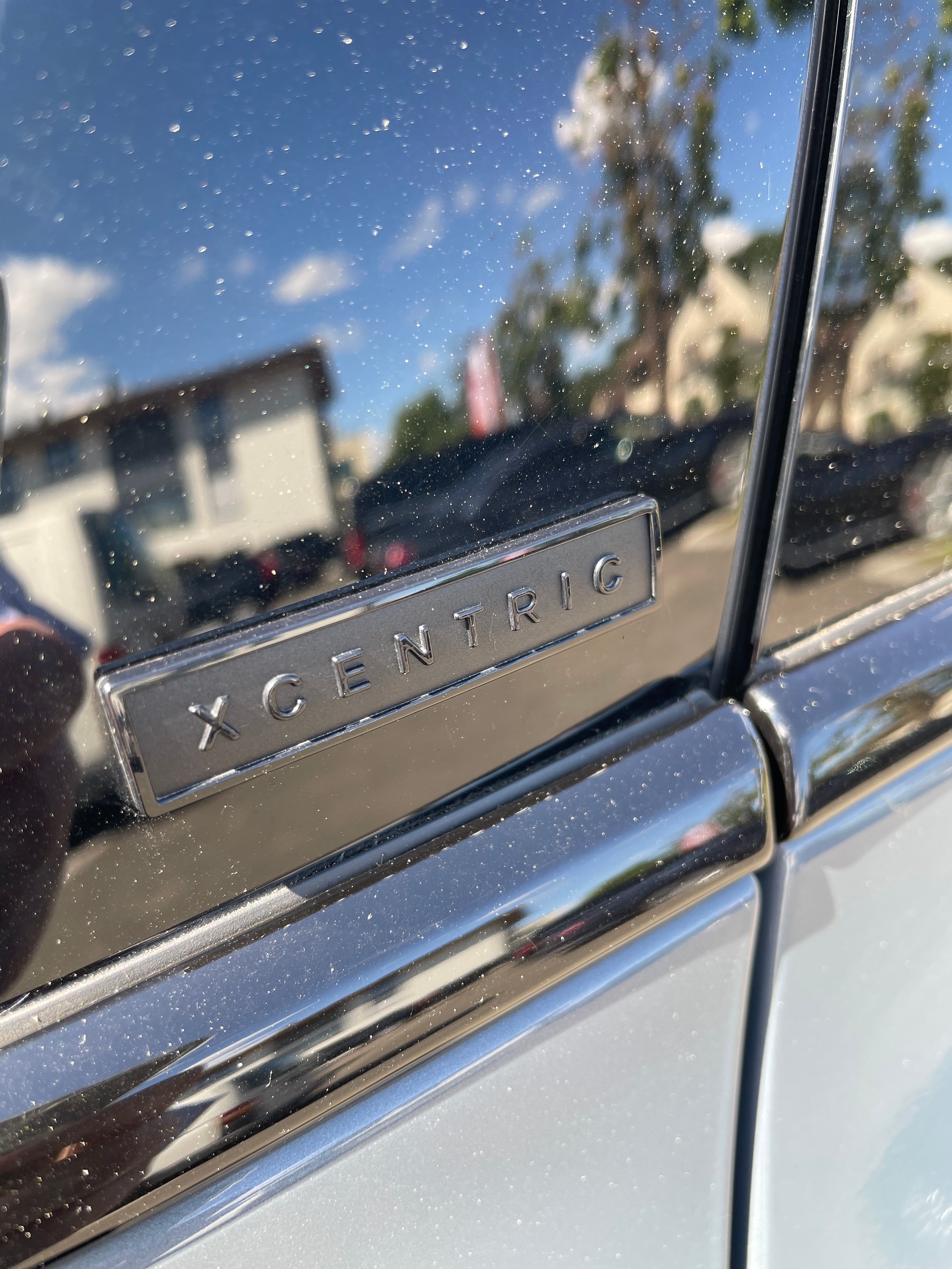 VOLVO XC60 T6 eAWD Ultimate Dark-image-17