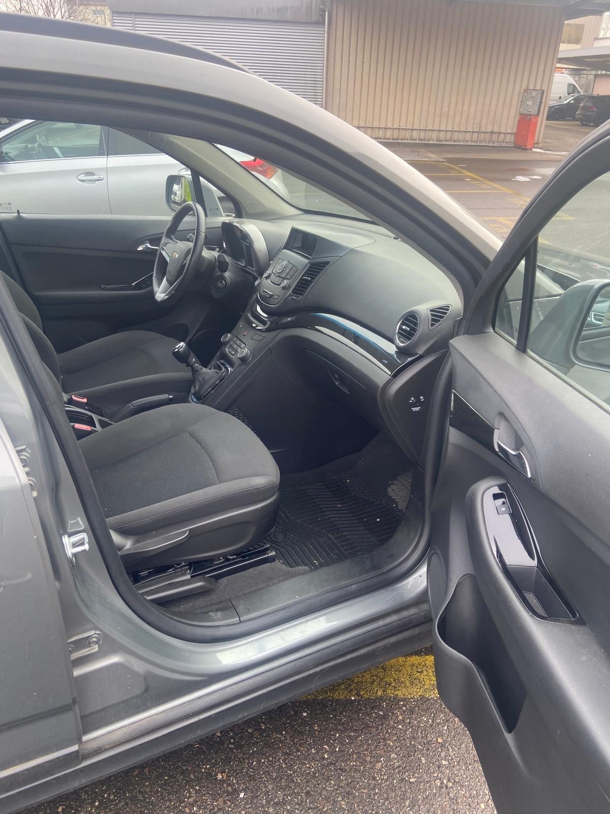 CHEVROLET Chevrolet Orlando-image-9