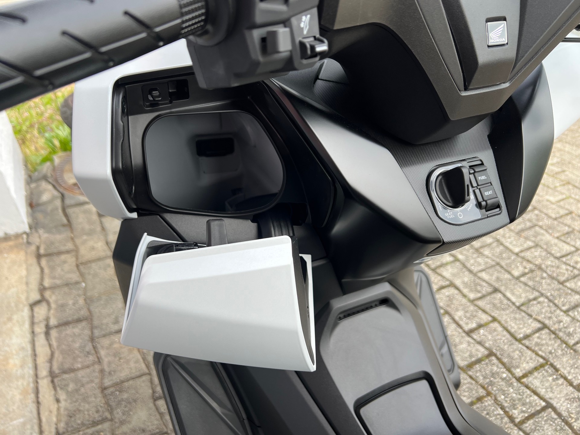 HONDA Nss 125 Forza Smart TopBox-showroom-element-3