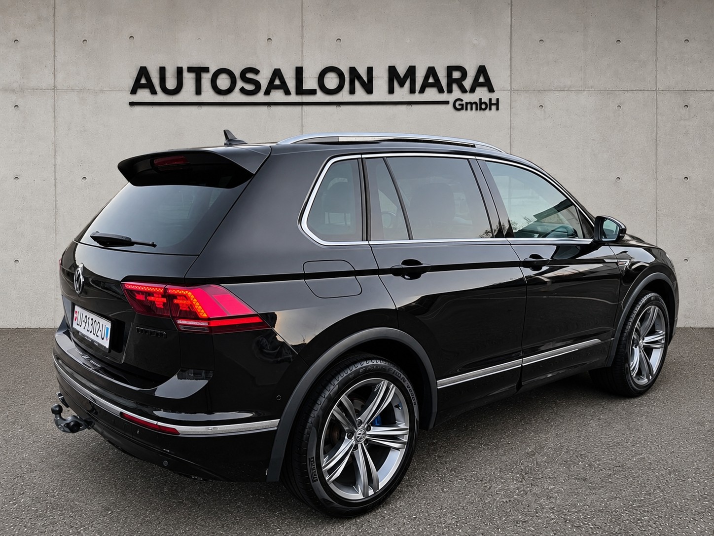 VW Tiguan 2.0TSI Highline 4Motion DSG R-line-image-6