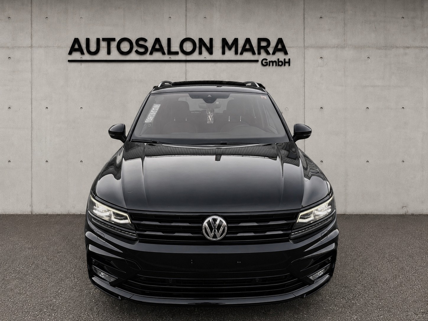 VW Tiguan 2.0TSI Highline 4Motion DSG R-line-image-9