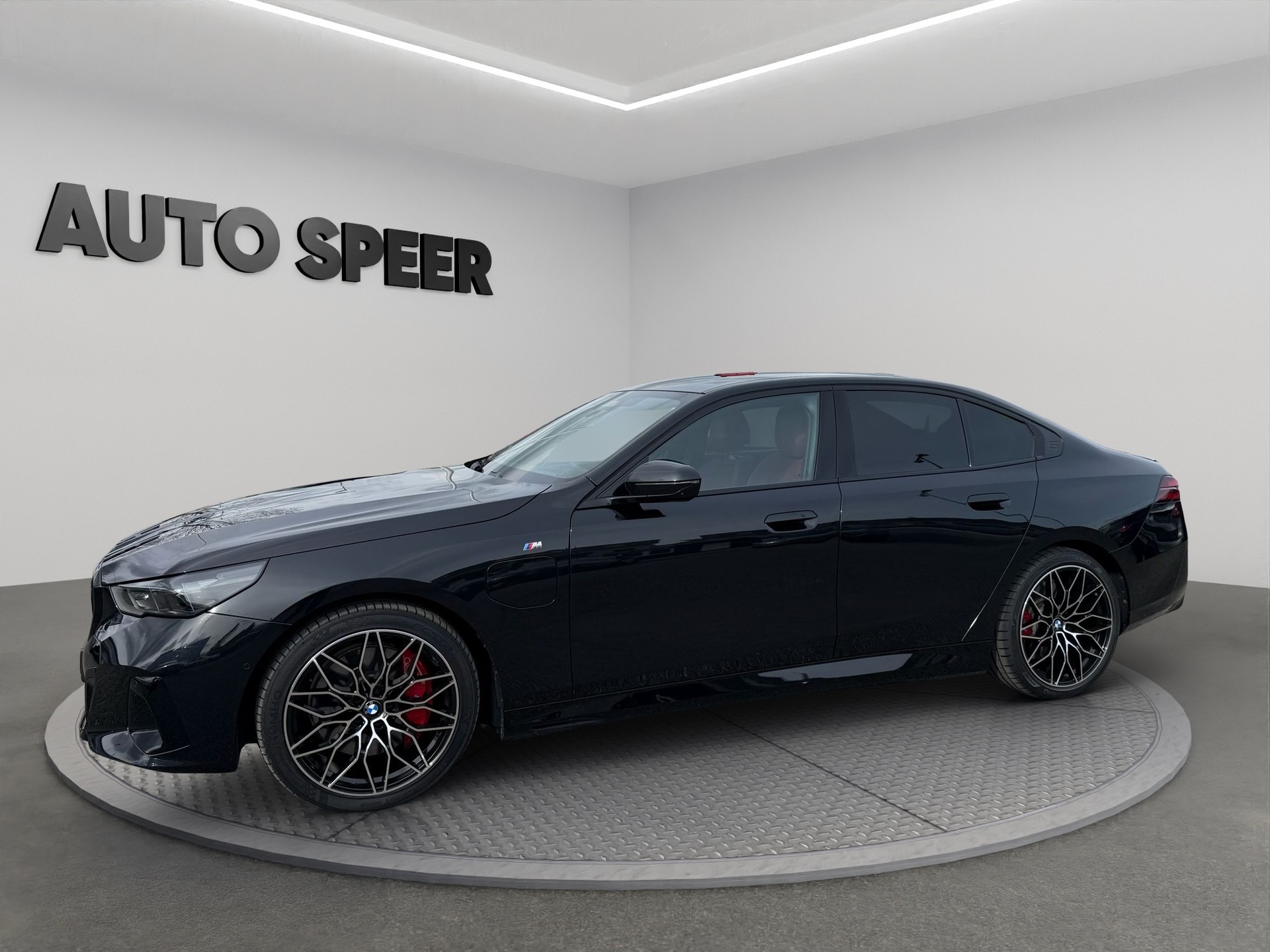 BMW BMW 550e xDrive M Sport Pro | Panorama | B&W | Laser | CH | 1. Hand