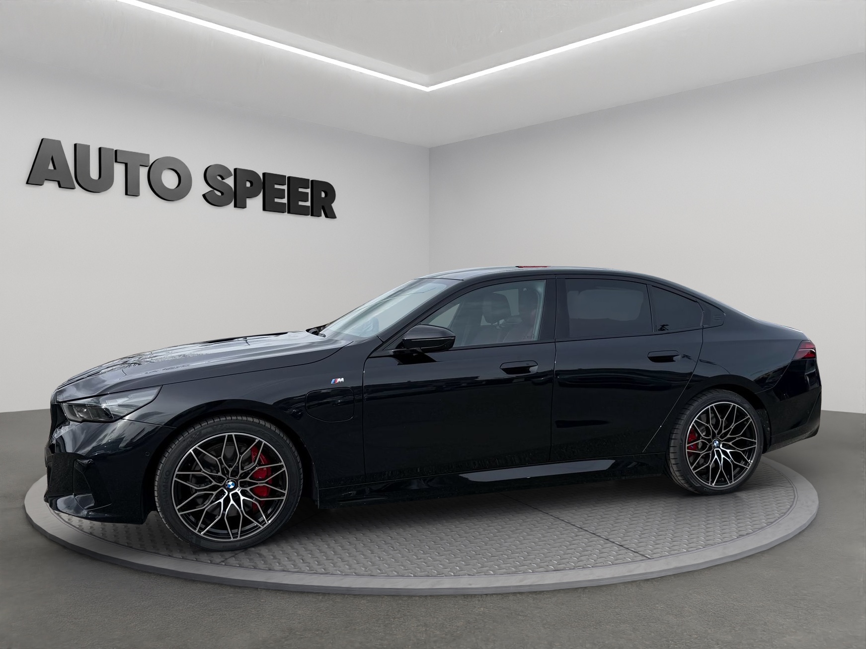 BMW BMW 550e xDrive M Sport Pro | Panorama | B&W | Laser | CH | 1. Hand-image-9