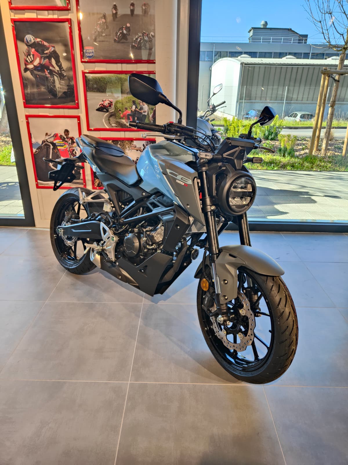 HONDA CB 125 R-image-0
