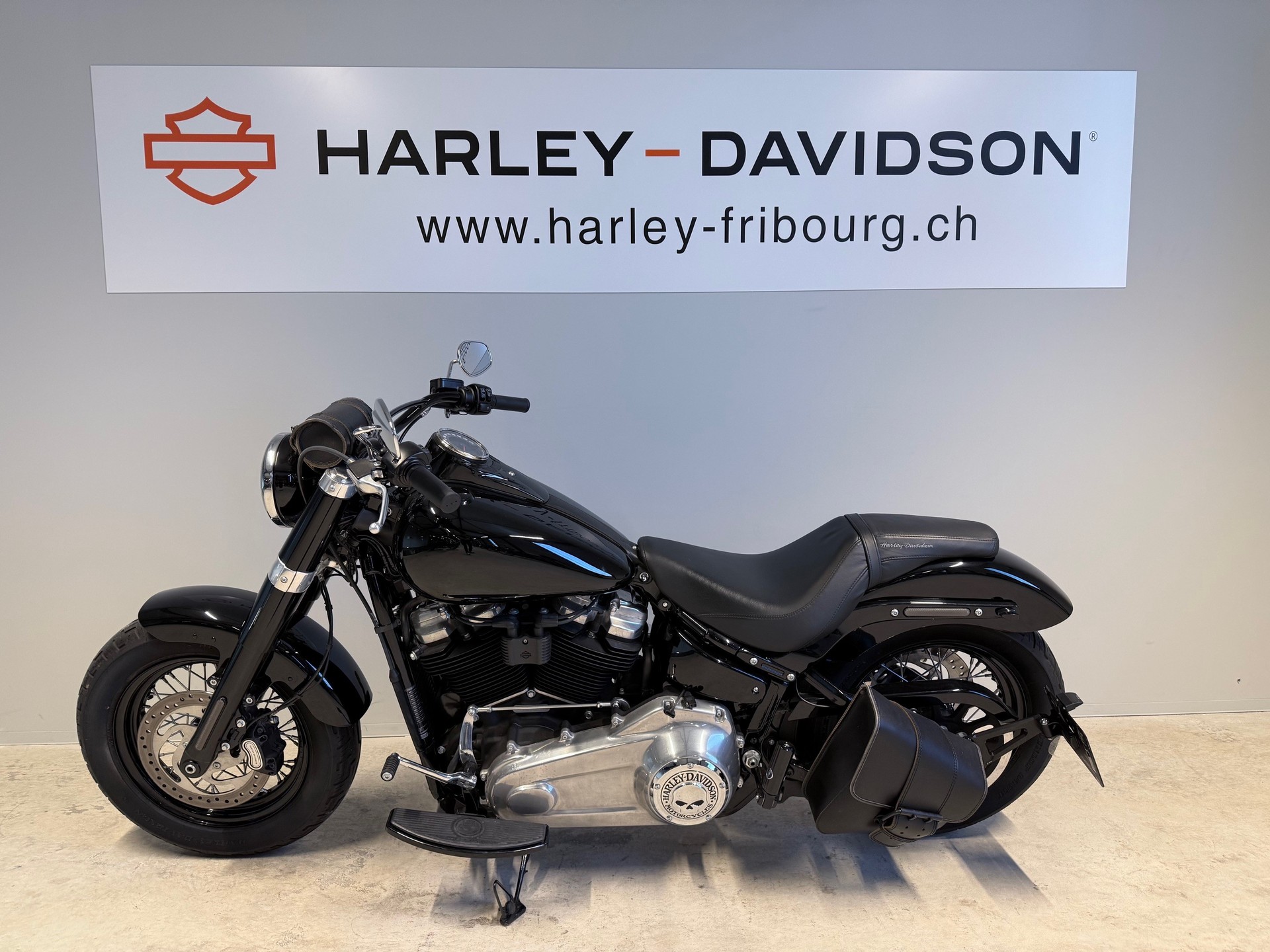 HARLEY-DAVIDSON FLSL Softail Slim 107-image-4