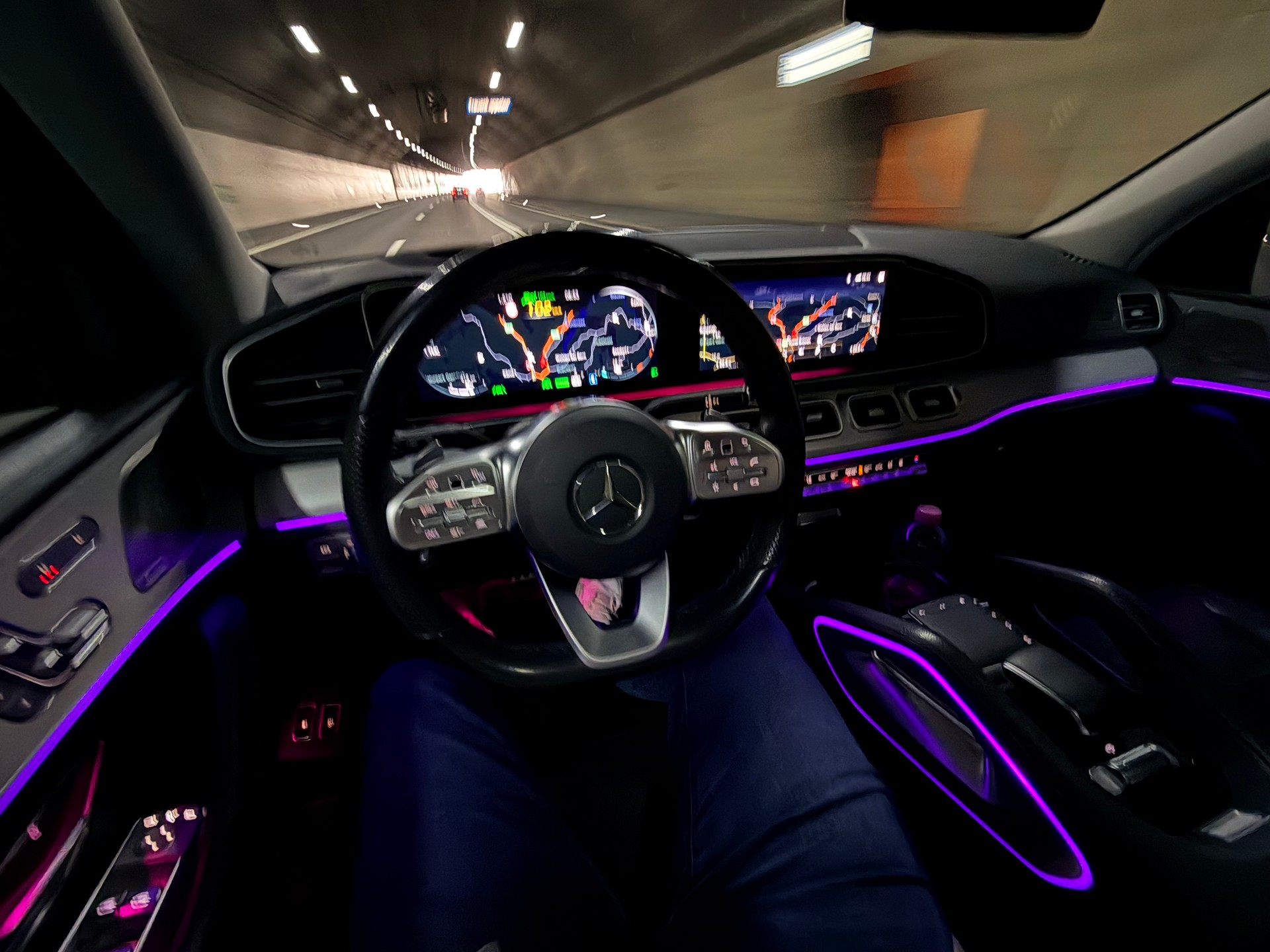 MERCEDES-BENZ GLE 350 e 4Matic AMG Line 9G-Tronic-image-15