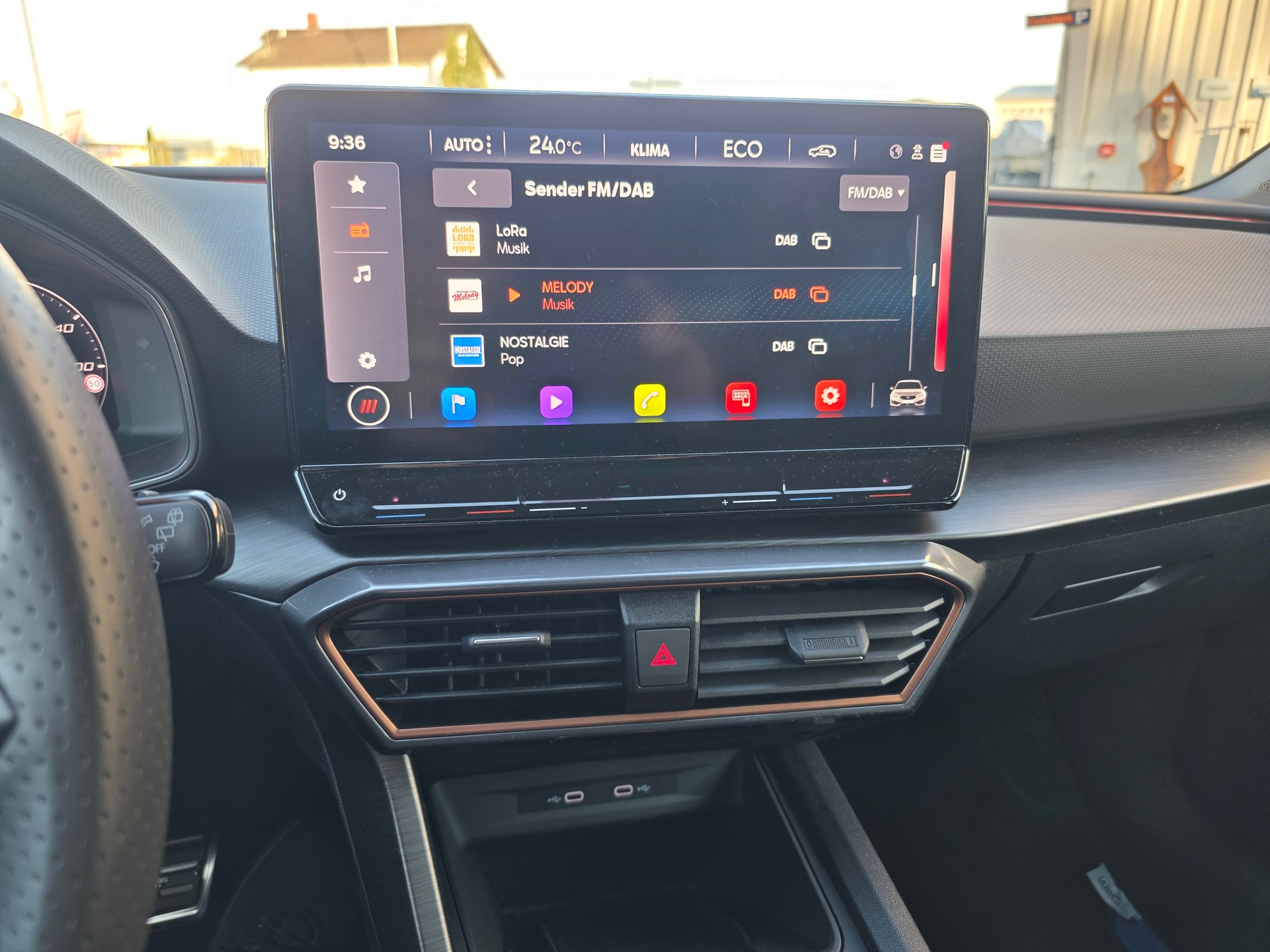 CUPRA LEON ST 1.4 e-HYBRID pHEV DSG-image-9