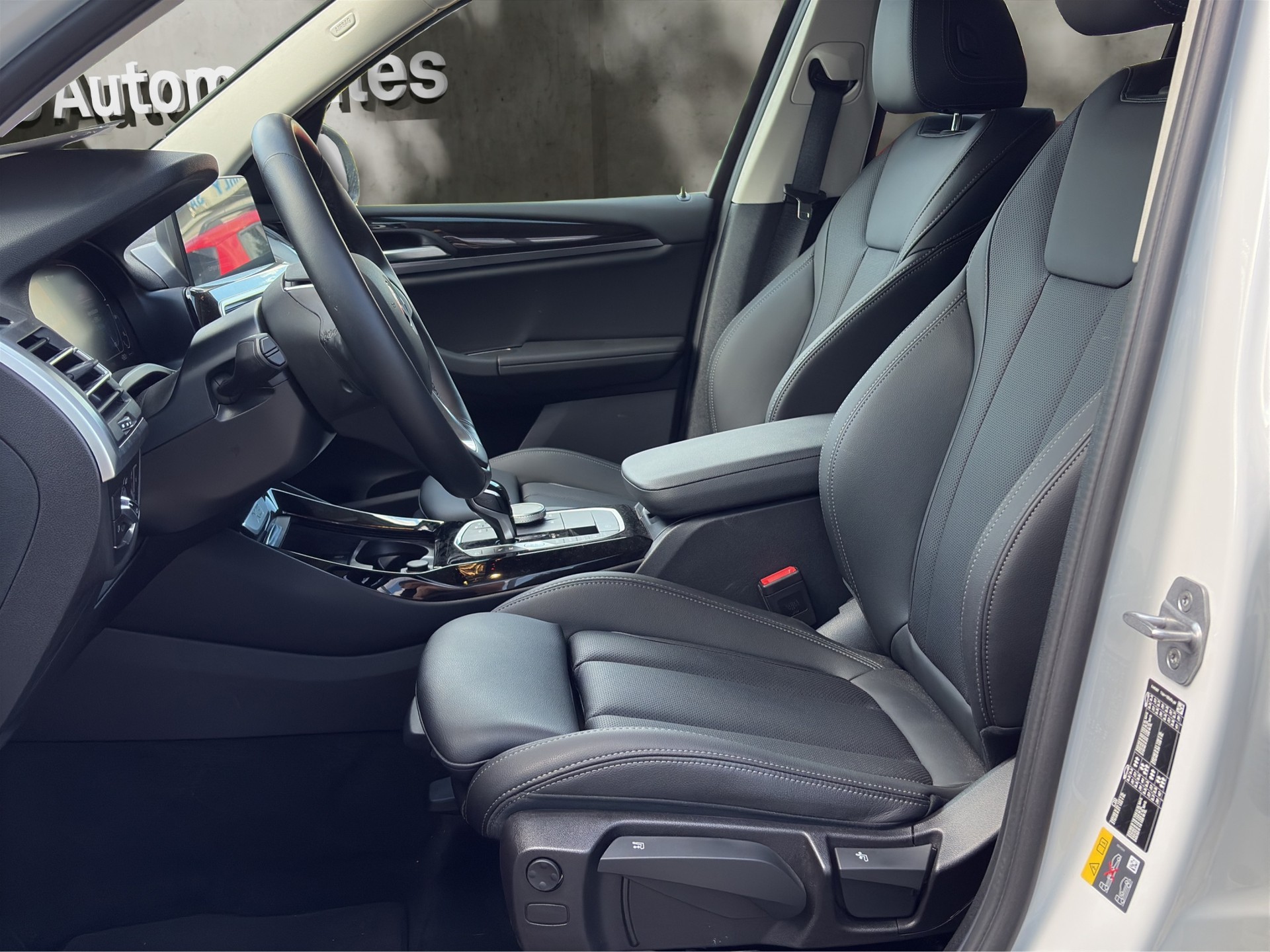 BMW X3 xDrive 30e-image-10