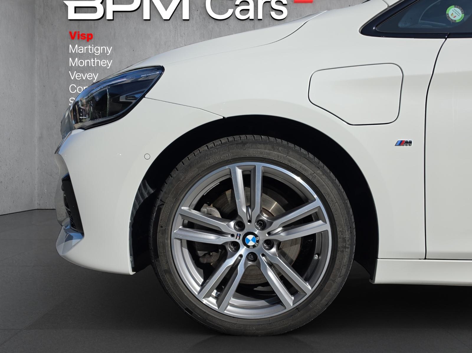 BMW 225xe iPerformance Active Tourer Steptronic M Sport-image-7