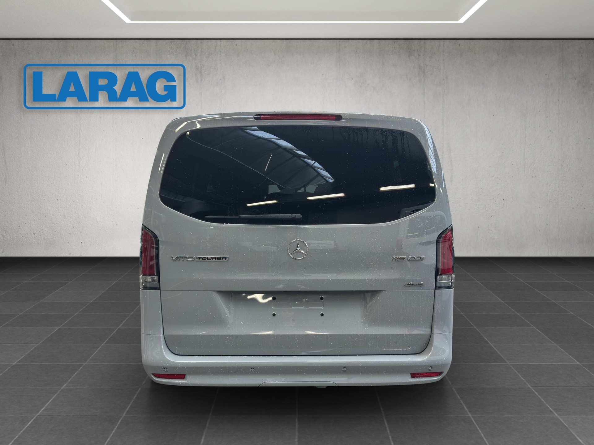 MERCEDES-BENZ Vito 116 CDI Lang Tourer 9G-Tronic 4M Select-image-4