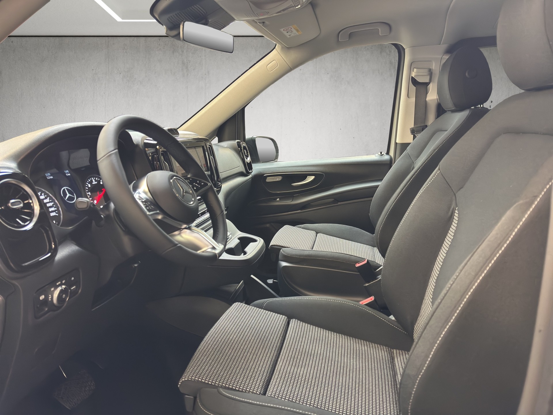 MERCEDES-BENZ Vito 116 CDI Lang Tourer 9G-Tronic 4M Select-image-6
