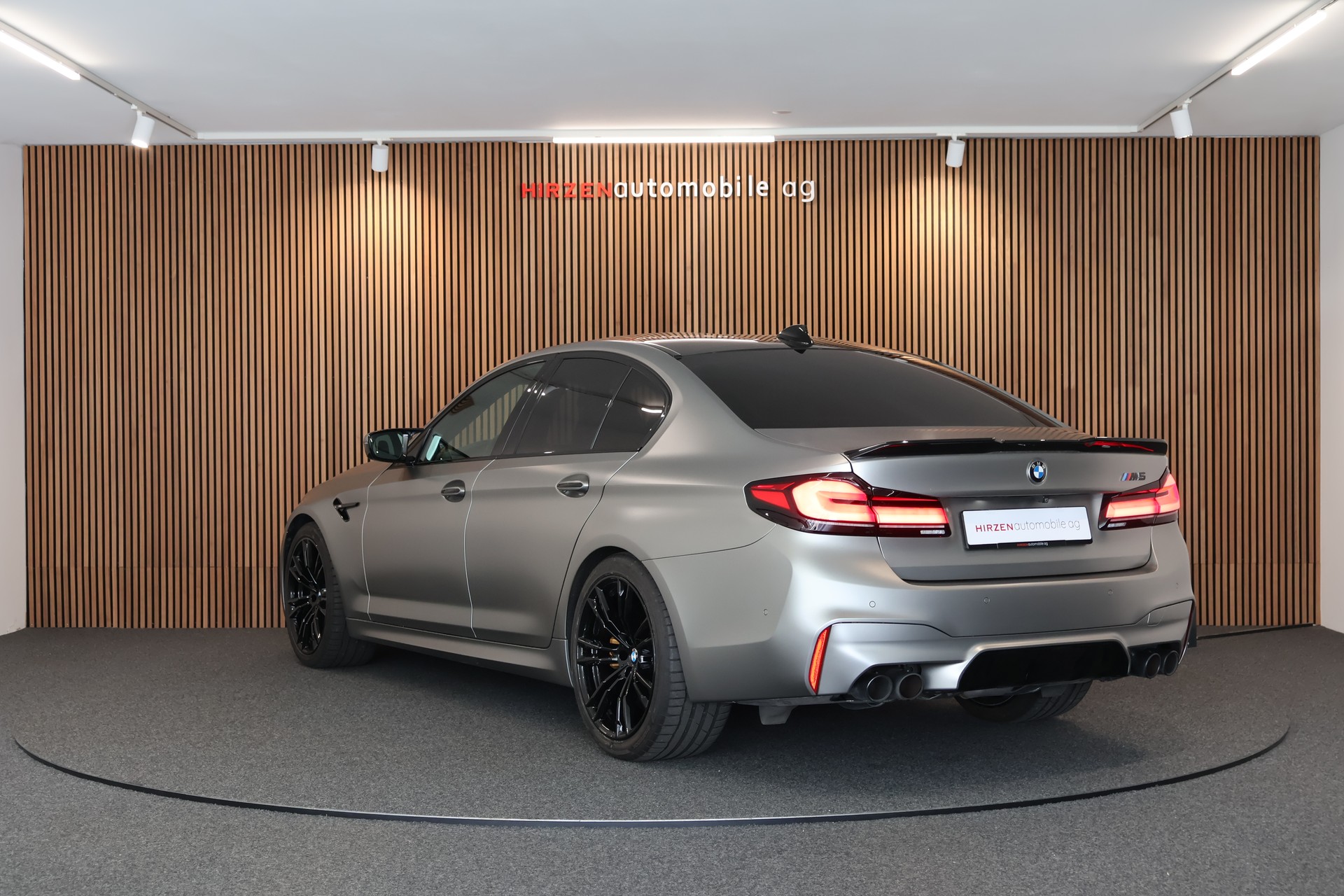 BMW M5 xDrive Drivelogic-showroom-element-2