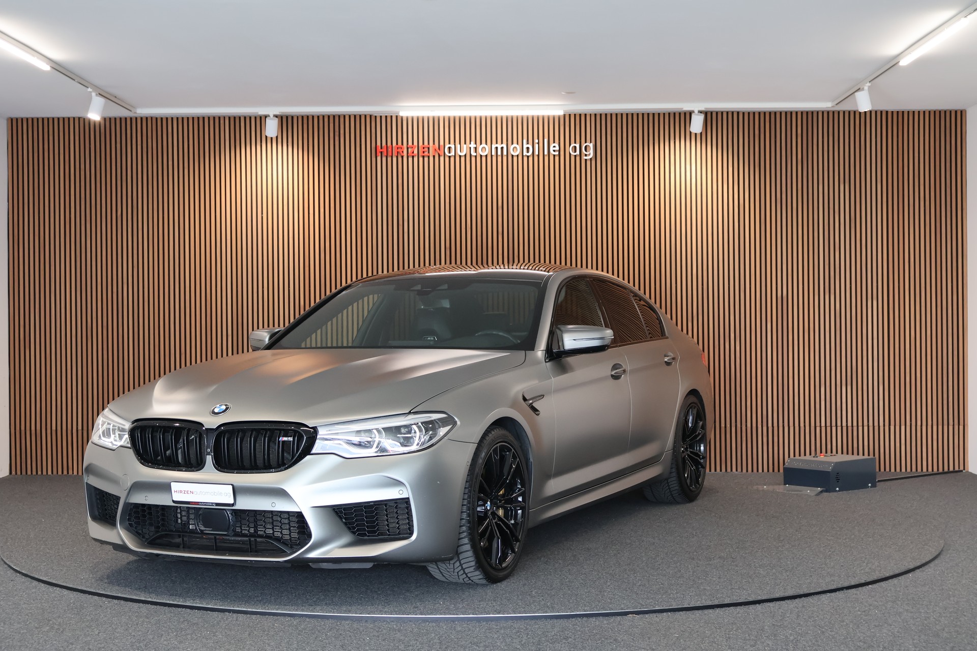 BMW M5 xDrive Drivelogic