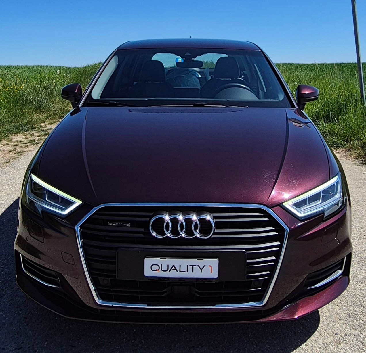 AUDI A3 Sportback 2.0 TFSI quattro S-tronic-showroom-element-1