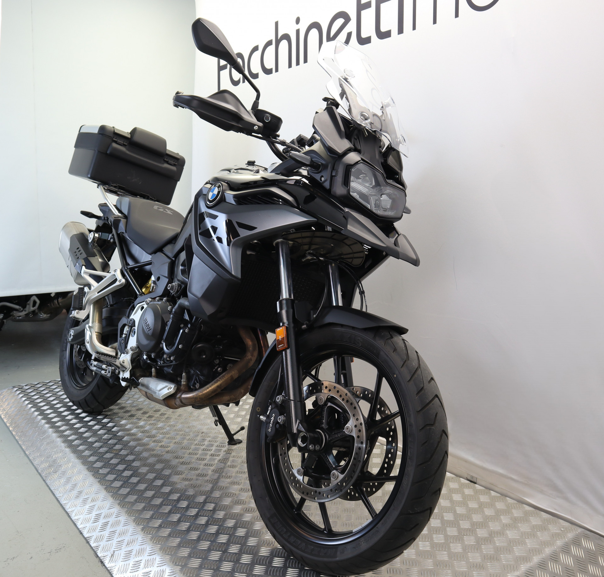 BMW F 800 GS Triple Black-image-2