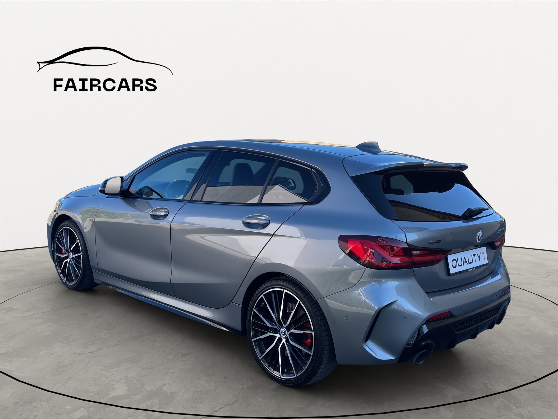 BMW M135i xDrive M Sport Pro Steptronic, Edition-showroom-element-3