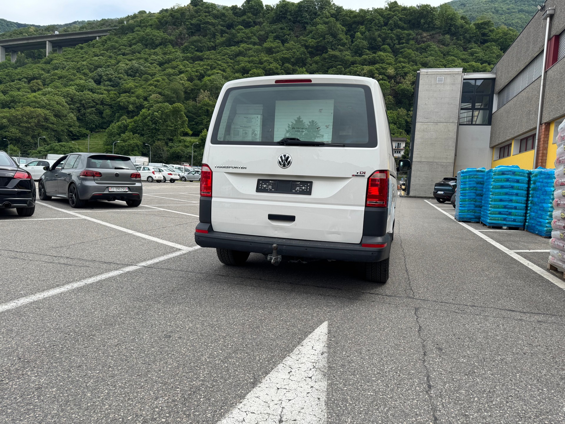 VW T6 2.0 Bi-TDI 4Motion-image-3