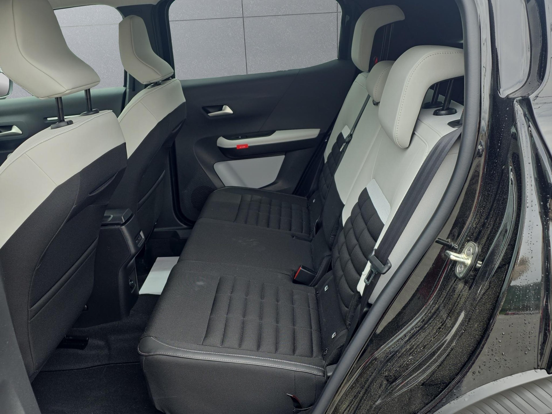 CITROEN C3 Aircross 1.2 Hybrid Max-image-14