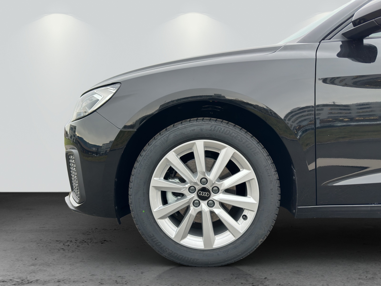 AUDI A1 Sportback 30 TFSI Attraction S-tronic-image-10