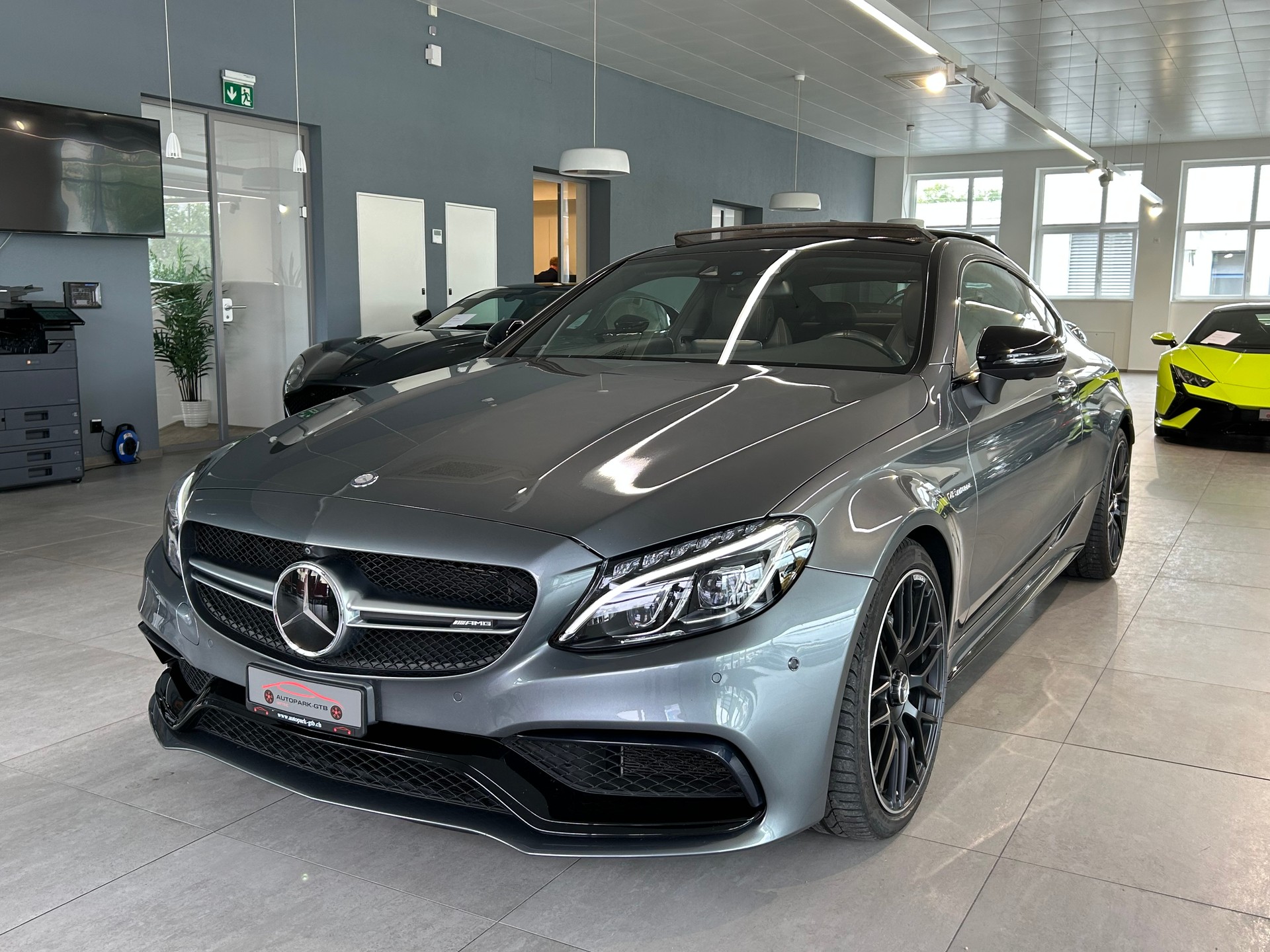 MERCEDES-BENZ C 63 AMG Speedshift