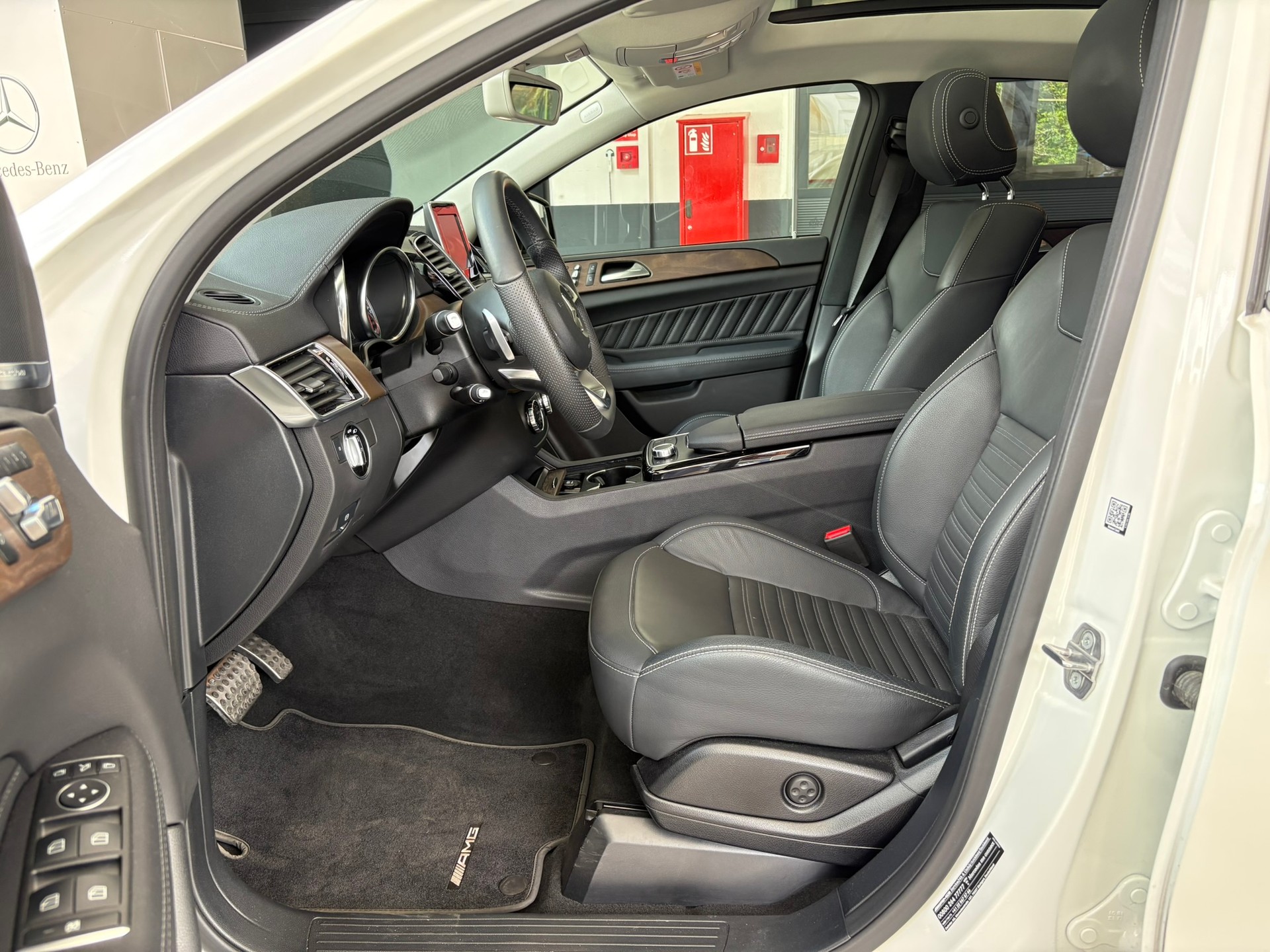 MERCEDES-BENZ GLE Coupé 43 AMG 4Matic-image-8
