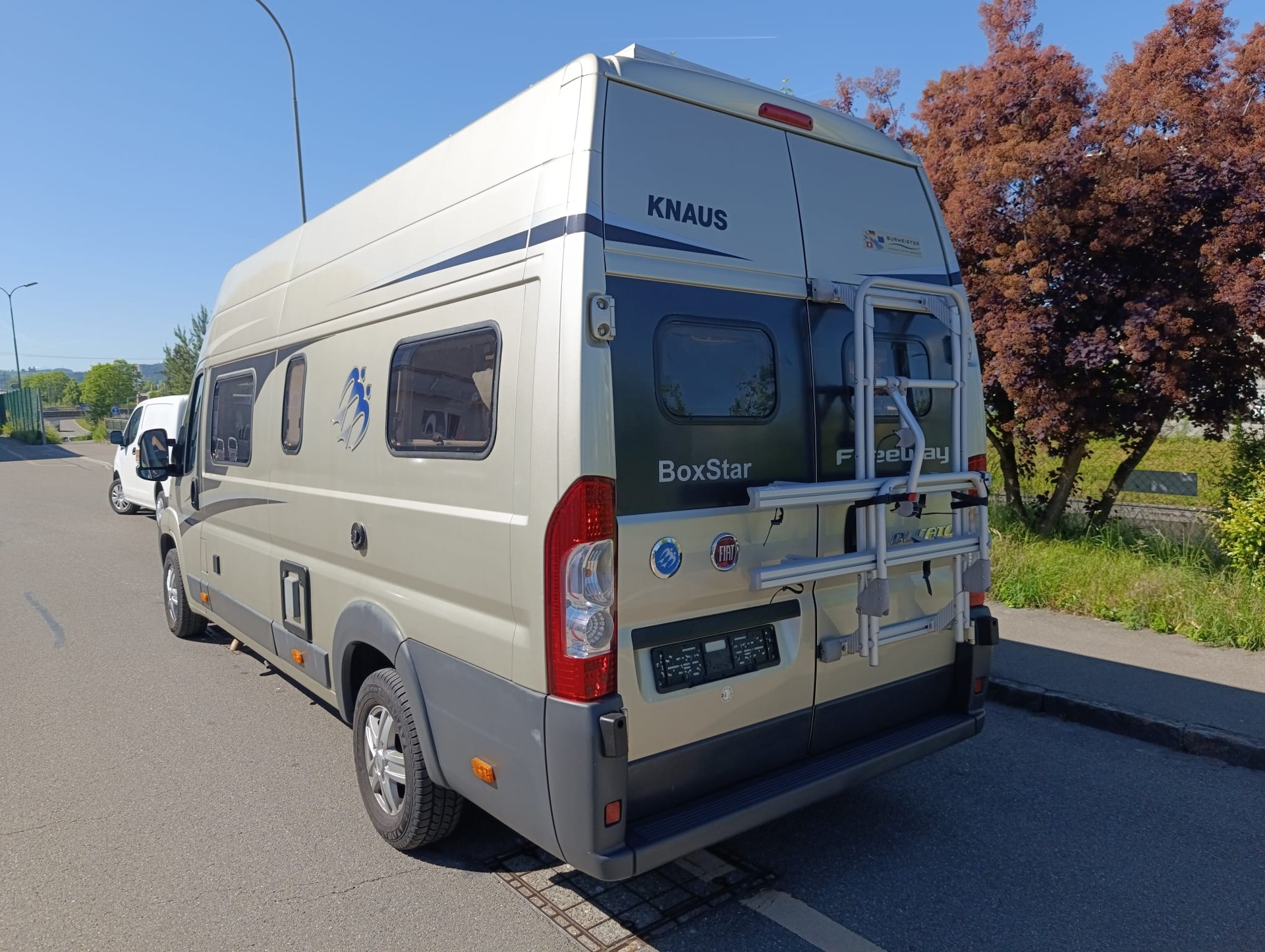 KNAUS K250L *** Die Königsklasse der Kastenwagen ***Längsbett* 2x Solar Panel*Multimedia*Navigation* Duo Controller* volle Stehhöhe*-showroom-element-2