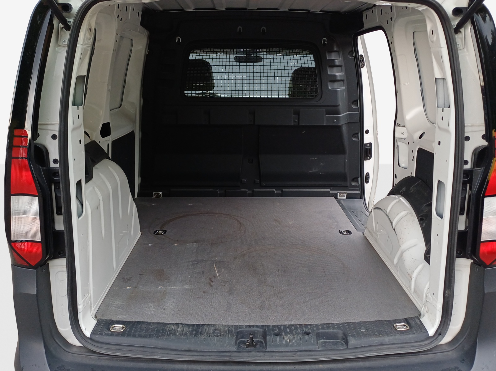 VW Caddy Cargo 2.0TDI 4Motion-image-12