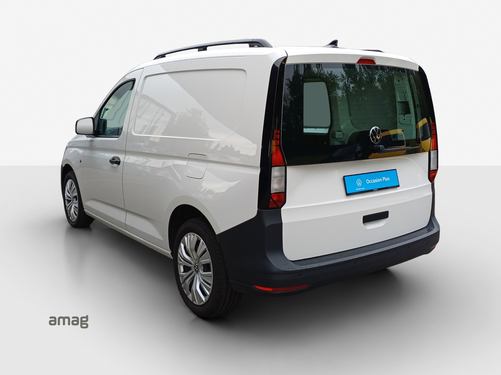 VW Caddy Cargo 2.0TDI 4Motion-image-2