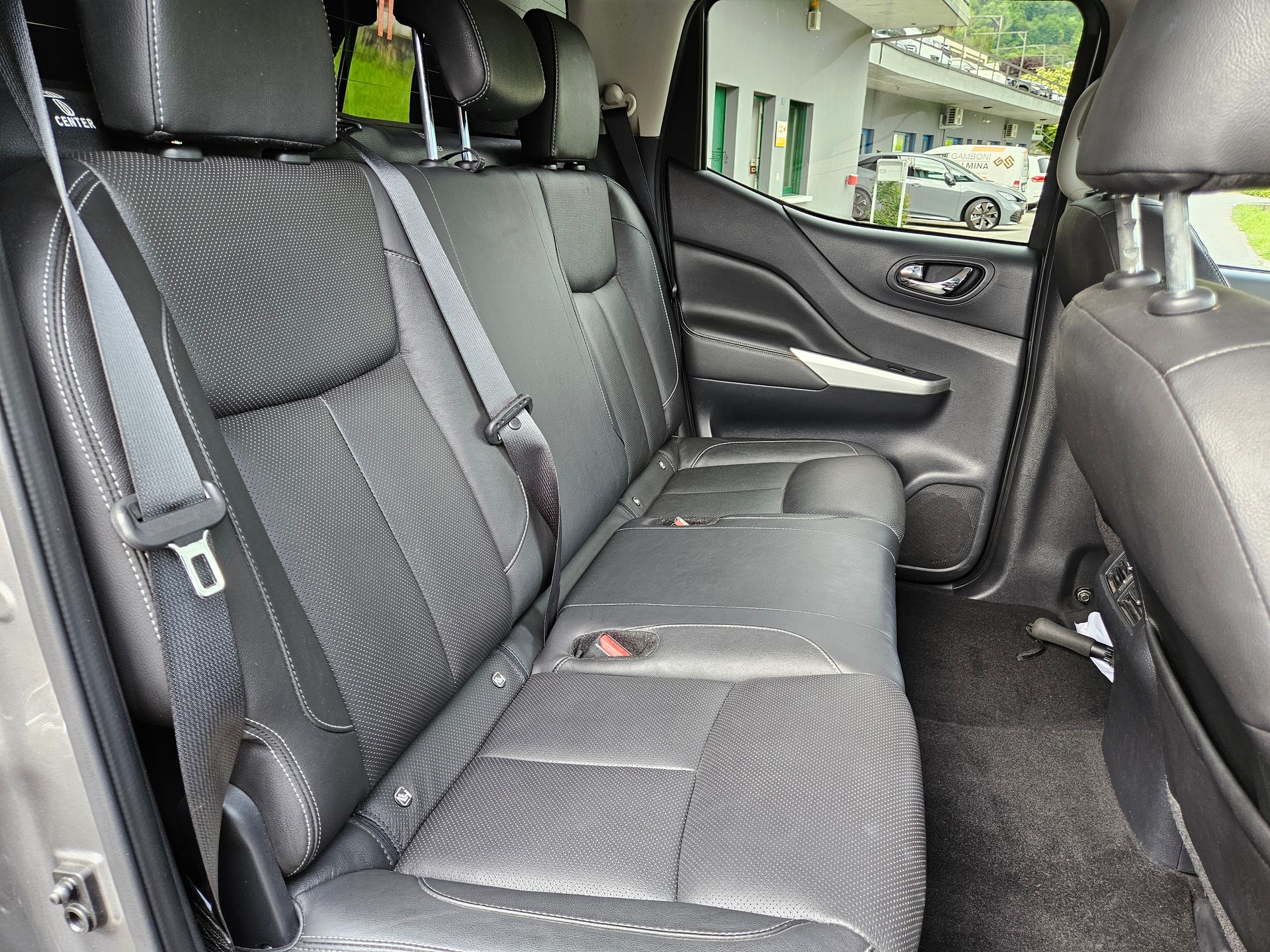 NISSAN 2.3 dCi Double Cab Tekna-image-7