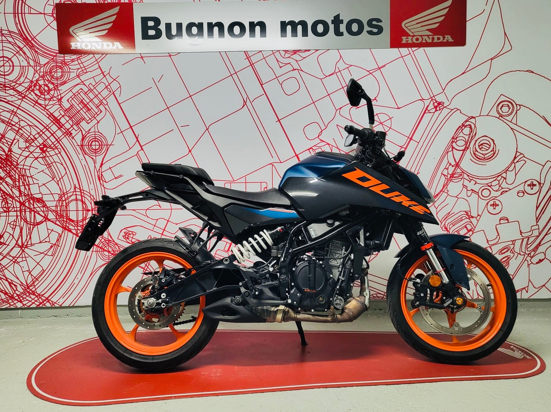 KTM 125 Duke-image-0