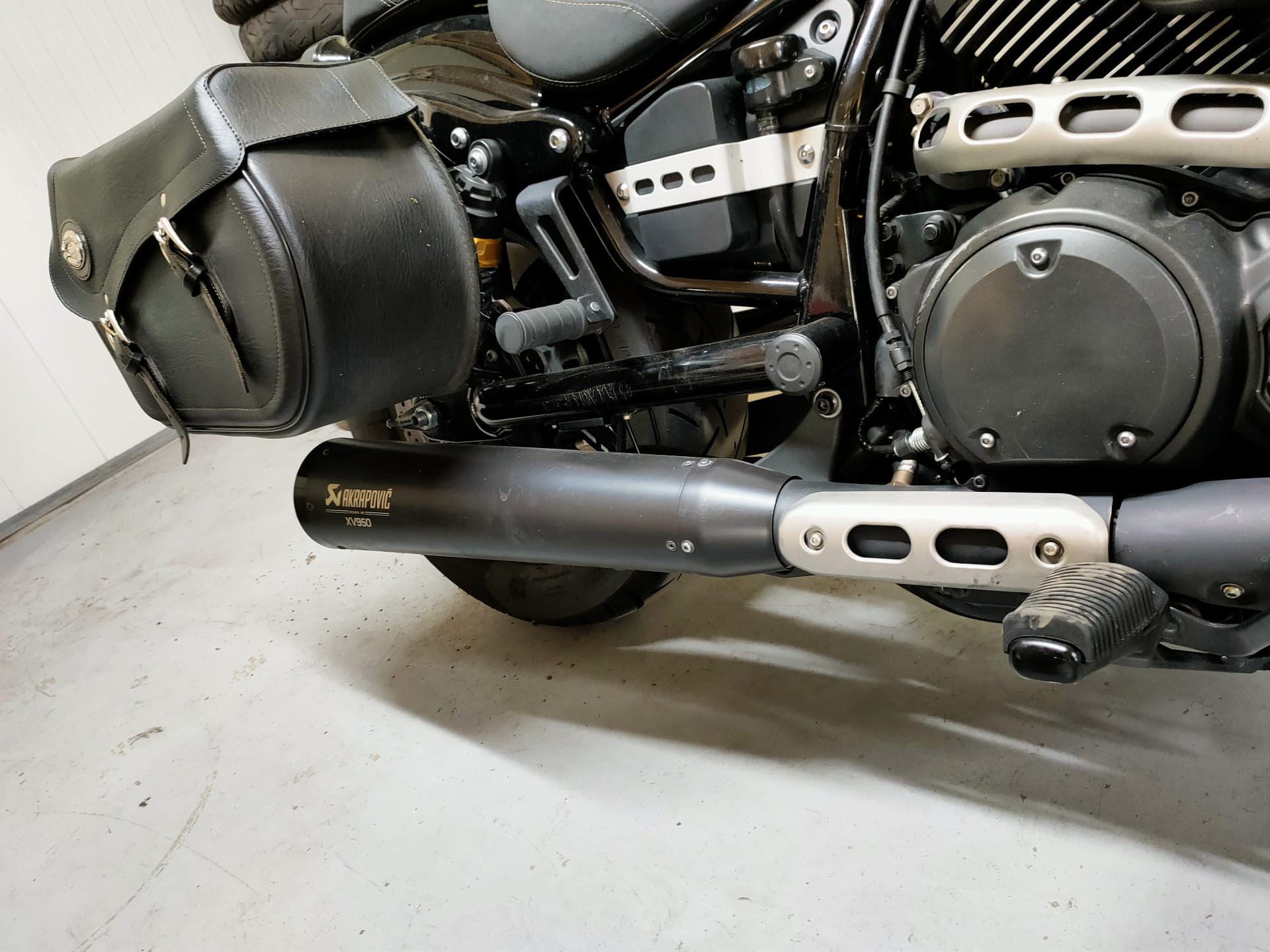 YAMAHA XV 950-image-1