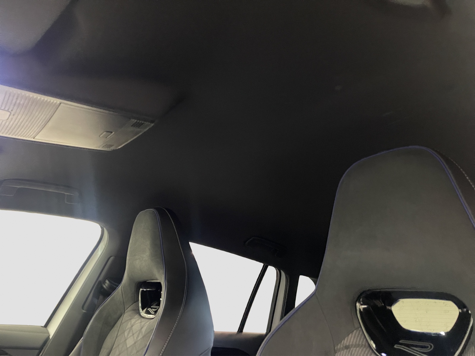 VW Tiguan 2.0 TSI DSG R-Line United 4Motion-image-15