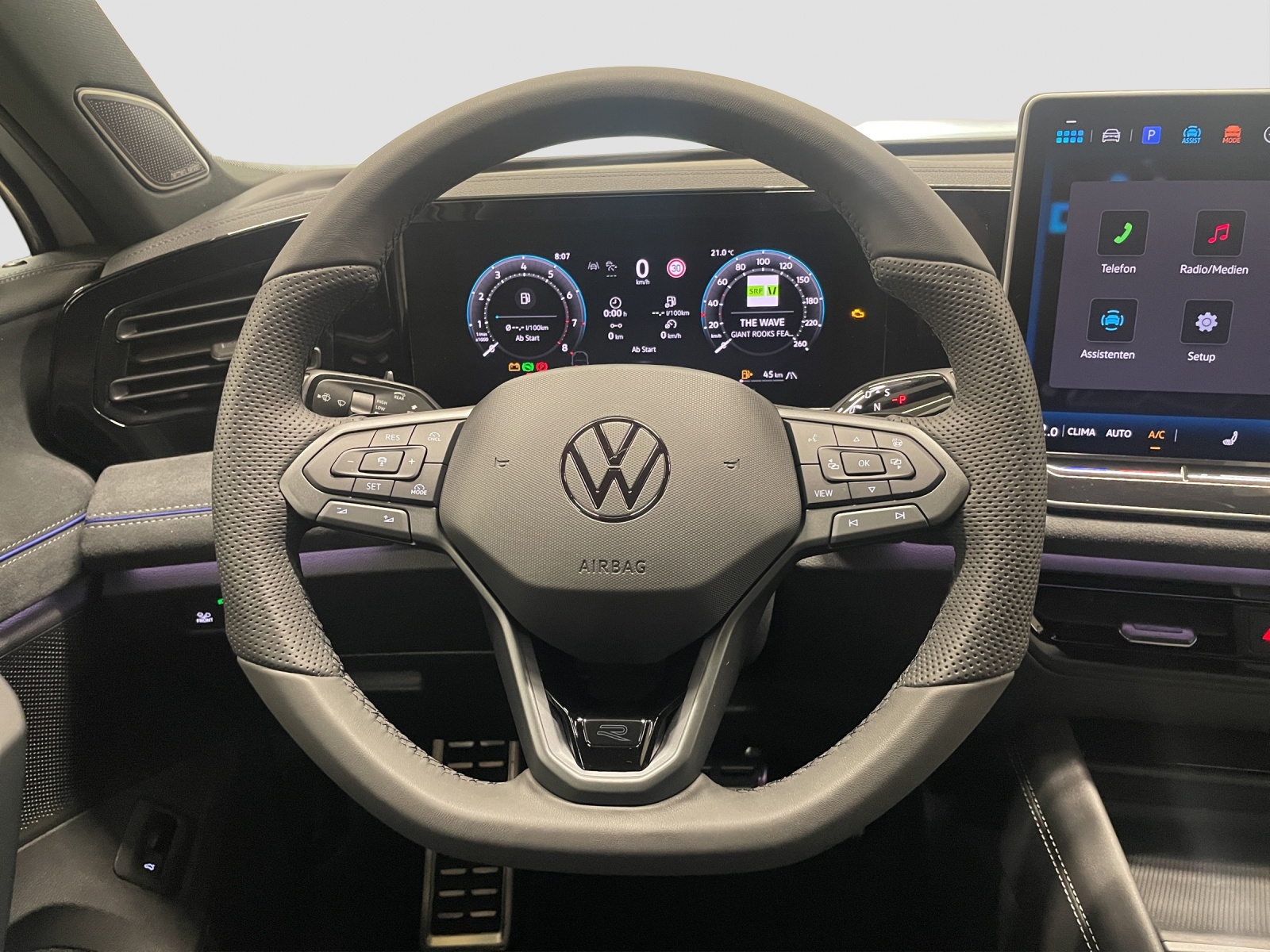 VW Tiguan 2.0 TSI DSG R-Line United 4Motion-image-9