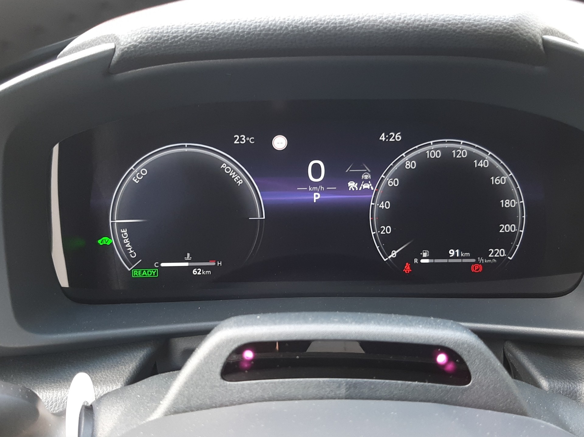 TOYOTA C-HR 1.8 HEV Swiss Edition-image-9
