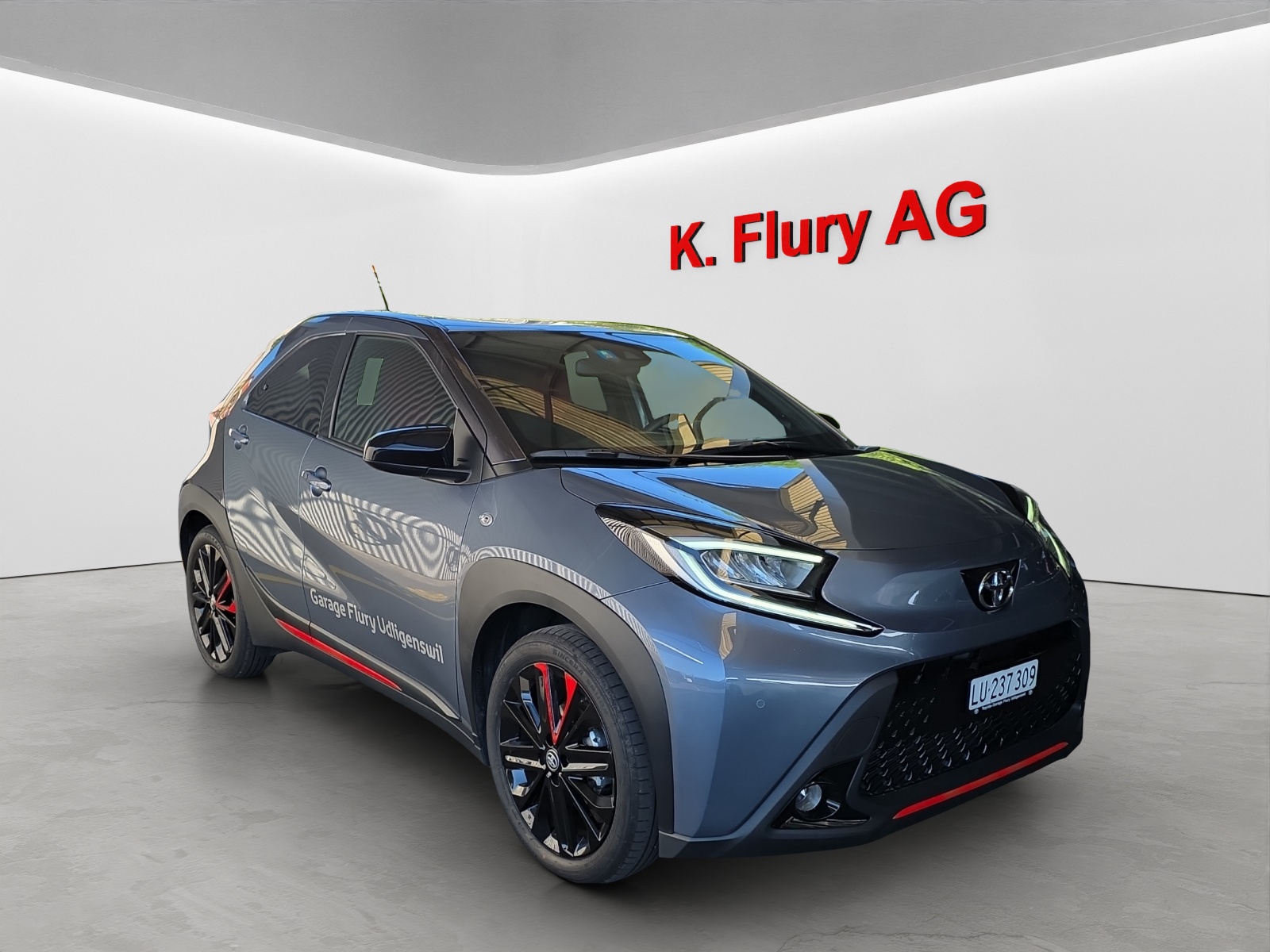 TOYOTA Aygo X 1.5 Hybrid Trend CVT-image-6